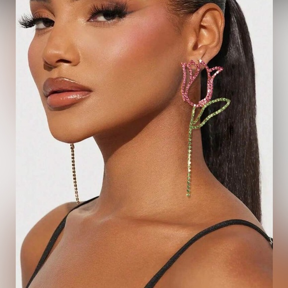 ✨NEW Elegant Pink and Green Floral Earrings - Picture 1 of 4
